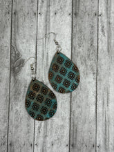 Load image into Gallery viewer, Turquoise Mandala Earrings
