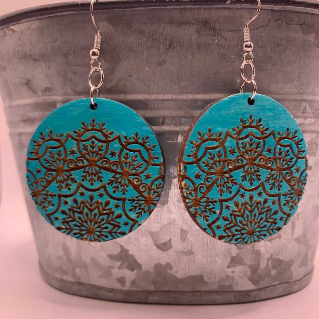 Turquoise Lace Circle